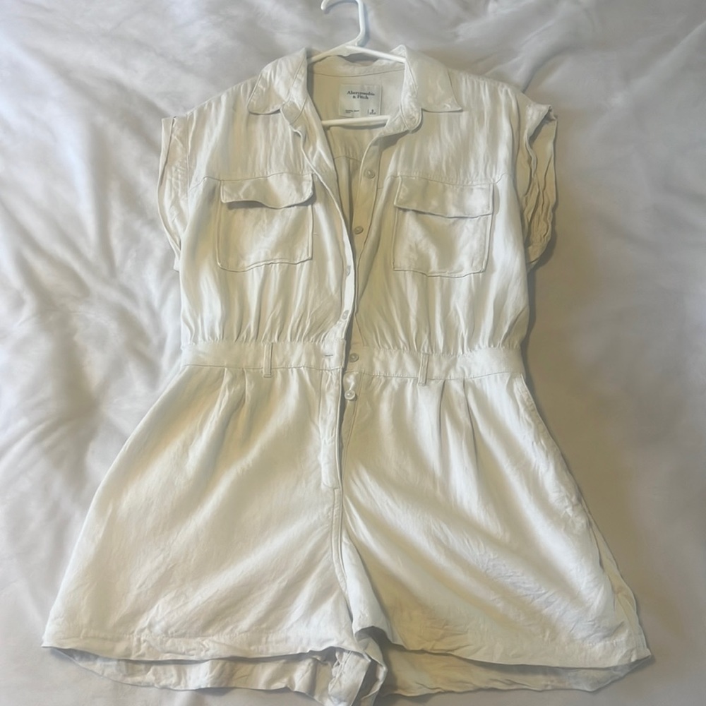 Abercrombie and Fitch beige utility romper